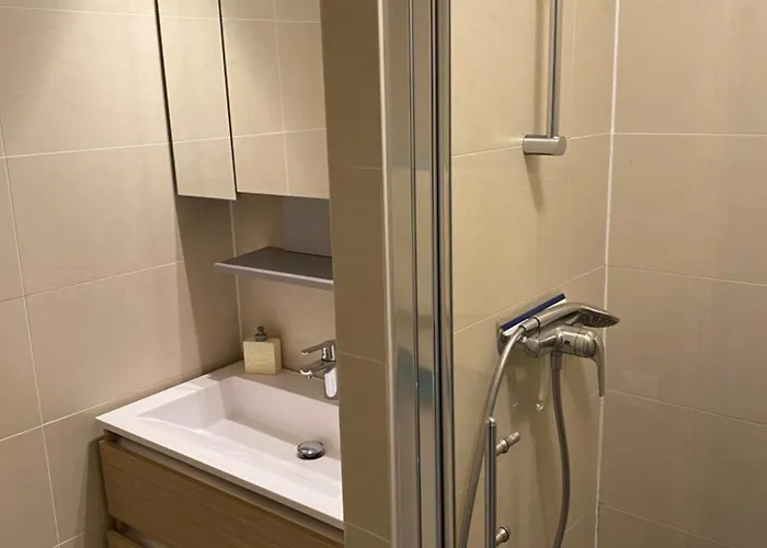 Quadern Apartmenthaus B204 Valens